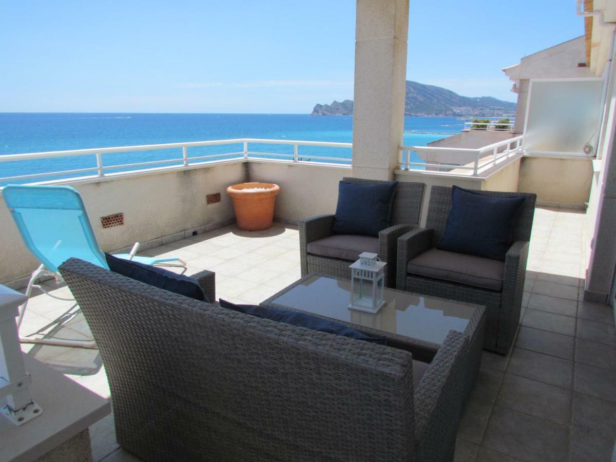 Beach Front Line Penthouse In Altea Buitenkant foto